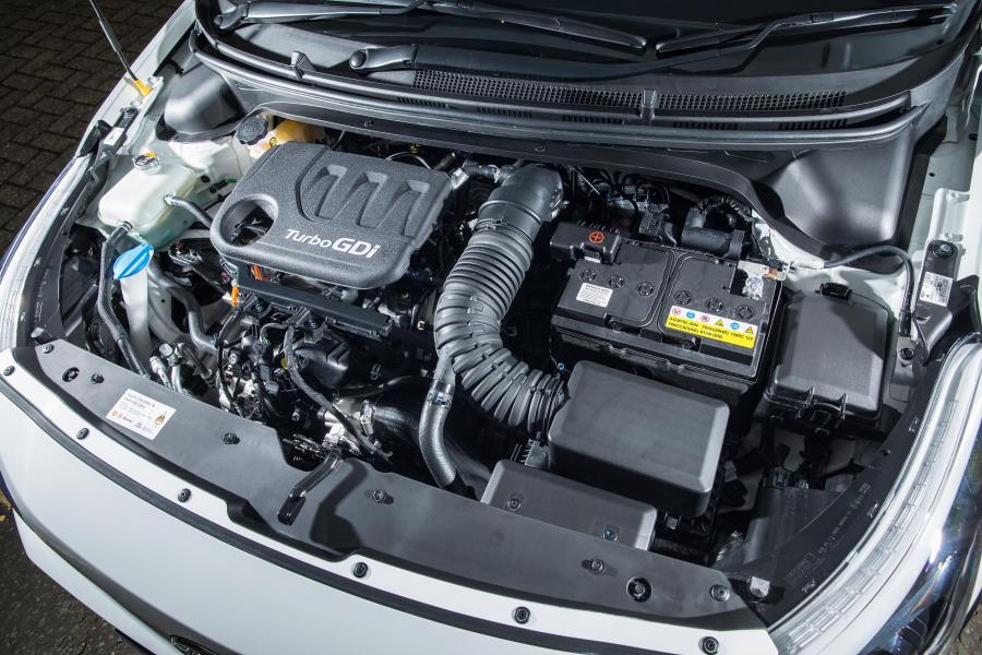 Hyundai i20 Active 2016 года  (UK) (фото 3 из 20)